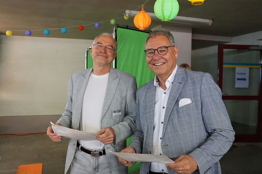 Die aktuelle Klinikleitung (von links): Dr. Harald Schickedanz, Ärztlicher Direktor und Jörg Wittmann, Kaufmännischer Direktor Die aktuelle Klinikleitung (von links): Dr. Harald Schickedanz, Ärztlicher Direktor und Jörg Wittmann, Kaufmännischer Direktor